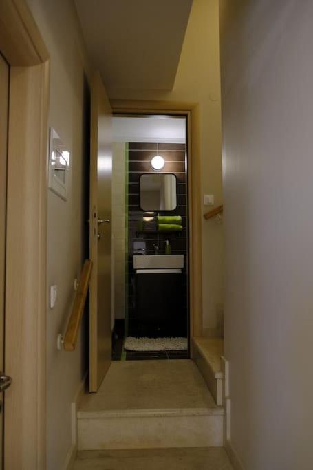 Apartment With Garden In Thessaloniki. Extérieur photo